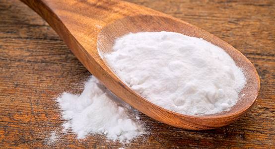 Une cuillère de poudre de msm